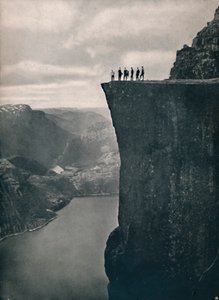 リーセフィヨルドの説教壇、1914年。 作： Unbekannt
