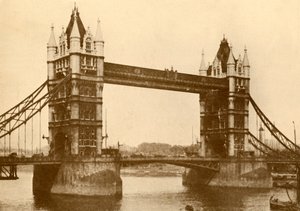 タワーブリッジ、ロンドン、c1930。 作： Unbekannt