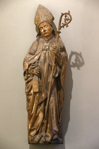 ヴィクトリア・アンド・アルバート博物館。ビショップの聖人ドイツ1470-80年頃ペンキの痕跡のあるライムウッド。イギリス 作： Unbekannt