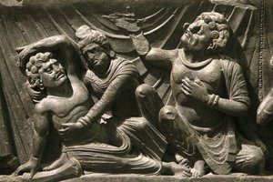 ヴィクトリア・アンド・アルバート博物館。仏陀の死（パリニルヴァーナ）のレリーフの一部。200-400.クシャーン時代。シスト。ガンダーラ/パキスタン北西部。連合王国 作： Unbekannt