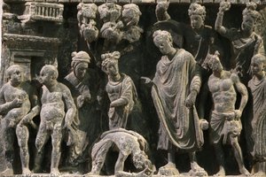 ヴィクトリア・アンド・アルバート博物館。仏陀の命が狙われていることを示すレリーフ。100-200.片岩。ガンダーラ/パキスタン北西部。イギリス 作： Unbekannt