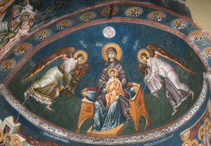 聖母は大天使ミハエルとガブリエルとともにキリストエマニュエルに即位し、14世紀