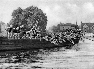 毎年恒例のキューからパトニーまでの水泳レース、ロンドン、1926-1927 作： Unbekannt