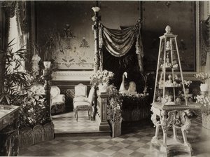 セントピートのダービスマンションでのロシア皇室ファベルジェコレクションの展示 作： Unbekannt