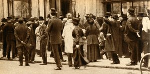 1915年5月、1933年、ルシタニアの沈没。