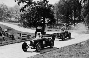 イングランドの田舎でのスリリングなレース：ドニントンでのブガッティ、1937