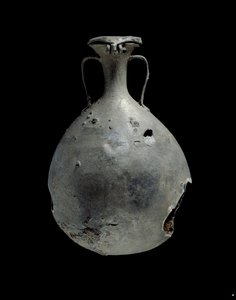 スズ鉛合金の蓋付きフラスコ、第 18 王朝 c1540 BC-c1292 BC 作： Unbekannt
