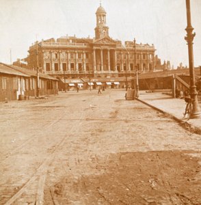 タウンホールとメインスクエア、カンブレー、北フランス、c1914-c1918。 作： Unbekannt
