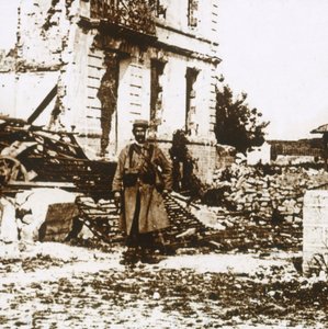 フランス北部、Ablain-Saint-Nazaireの市庁舎、c1914-c1918 作： Unbekannt