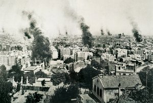 1909年の悲劇の週、修道院の火災。雑誌 "La Actualidad "に掲載された画像。スペイン、バルセロナ 作： Unbekannt