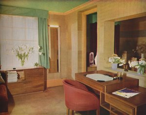 1933年に寝室と書斎として使用するために改造された2つの小さな部屋