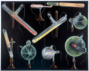 さまざまな形状の真空管で蛍光を発するさまざまな物質、1903 作： Unbekannt