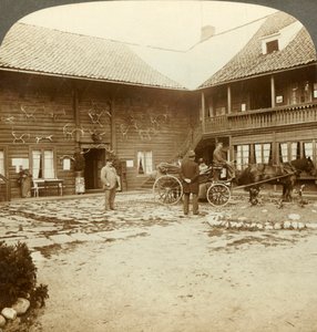 険しいノルウェーのc1905にあるコングスベルグのトナカイの角で飾られたビクトリアホテル。 作： Unbekannt