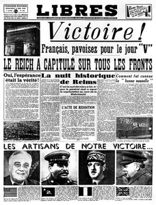 勝利！、Libres新聞の最初のページ、1945年5月9日 作： Unbekannt