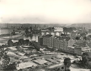 プラハ、チェコスロバキア、1895年の街の眺め。 作： Unbekannt