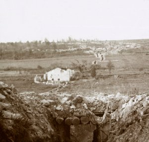 フランス北部のダムループ村、c1914-c1918 作： Unbekannt