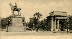 ウェリントン記念碑、ロンドン、c1910。 作： Unbekannt