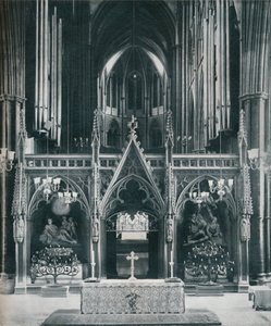 ウェストミンスター寺院、ロンドン、ベンノエルカンズの旧約聖書と新約聖書の燭台、c1942を表示