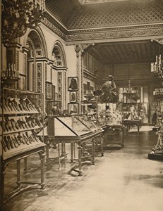 ランカスターの家、c1935にロンドンの人々が着用していたものが展示されていました。
