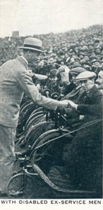 元サービスマンを無効にして、1922年1937年 作： Unbekannt