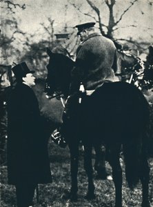 ジョージ5世との軍事演習、1913年、1945年。 作： Unbekannt