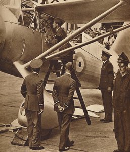 英国空軍と共に、1937