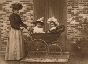 乳母車の女性と子供、1937