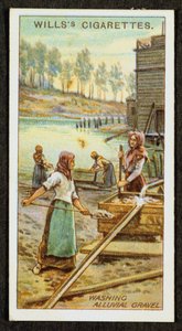 沖積層の砂利から貴金属プラチナを洗っている女性、ウラル、ロシア、1916 作： Unbekannt