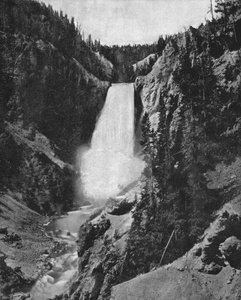 イエローストーンフォールズ、ワイオミング州、アメリカ合衆国、c1900。 作： Unbekannt