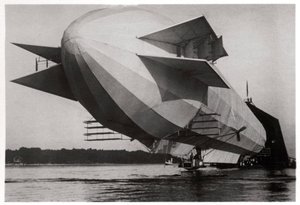 ドイツ軍が購入したZeppelin LZ3、Z1として運用された1906 1933 作： Unbekannt