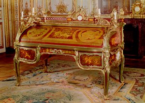 OebenとRiesener、寄木細工、ormoluによるBureau du Roi、1760〜69年