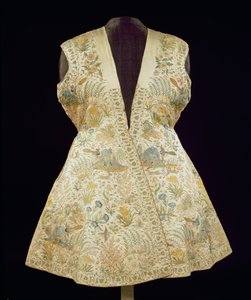 チェーンステッチのシルクで刺繍されたサテンハンティングコート、北インド（ムガール）、17世紀初頭（サテンとシルク） 作： Unbekannt Unbekannt