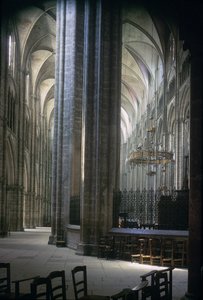 1093-1289に建てられたダラム大聖堂の内部ビュー 作： Unbekannt Unbekannt