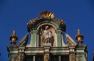 ベルギー、ブリュッセル、グランプラス、建築ディテール 作： Benjamin Baud