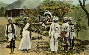 インドの輿に乗った英国植民地時代の女性 作： Unbekannter Künstler