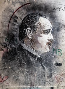 マーロン・ブランドが演じたドン・コルレオーネ by C215 Viuccaria Market 作： Benjamin Baud