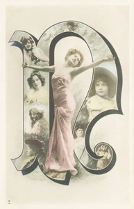 N：長いピンクのドレープに立っている女性の写真の肖像画 作： Unbekannt