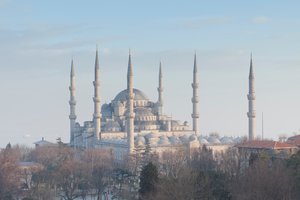 日没直前のブルーモスクのパノラマビュー、イスタンブール、トルコ（写真） 作： Unbekannter Künstler