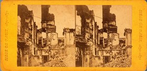 パリ包囲戦（1871年）：1870年9月20日から1871年1月28日にかけてのプロイセンによるパリ包囲戦の際の街の様子。Q.V.の写真。厚紙にプリント Dim.17x6,9 cm 作： Unbekannt