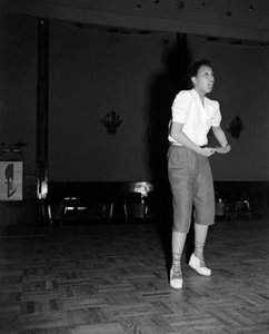 ベニスのリドで開催された国際映画祭でのポップシンガー兼ダンサーのジョセフィーヌ・ベイカー - 1948年 作： Unbekannt