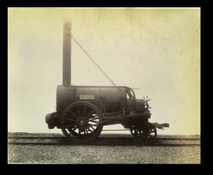 ジョージ・ステファンソン（1781-1848）が1829年に設計した「ロケット」、1905年頃（ブロマイド写真 作： Unbekannt