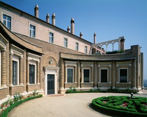 ジュリアーノ・デ・メディチ（1478-1534）のためにラファエロ（1483-1520）とアントニオ・ダ・サンガッロ（1455-1534）が設計した庭園正面の眺め、入口の詳細（1517年）（写真 作： Unbekannt