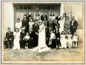 1940 年から 1950 年にかけてのフランスのルアーでの結婚式の写真 (白黒写真) 作： Unbekannter Künstler