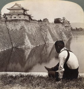 誇らしげな将軍の城、大阪、1904 作： Underwood and Underwood