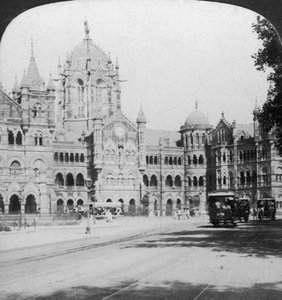 ビクトリアテルミナス駅、ボンベイ、インド、1903年。 作： Underwood and Underwood