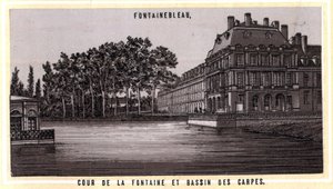 Cour de la fontaine et Basin des carpes de Fontainebleau（セーヌ川とマルヌ川、イル・ド・フランス地域、フランス）。19世紀末のクロモリ写真。