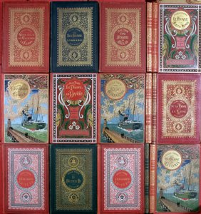 ヘッツェル版で出版されたジュール・ヴェルヌの書籍の様々な表紙。ジュール・ヴェルヌの図書館コレクション。パリ 作： Unknown artist