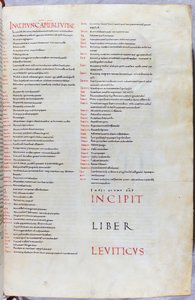 レビ記の序文がある11世紀の聖書のページ