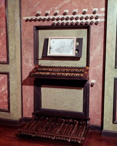 ドイツの作曲家ルートヴィヒ・ヴァン・ベートーヴェン（1770-1827）が子供の頃に弾いていたドイツ・ボンのマリエン教会のオルガン（Musee Beethoven, Bonn 作： Unknown artist
