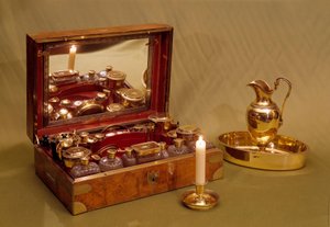 トイレのための旅の必需品18世紀 個人蔵 作： Unknown artist